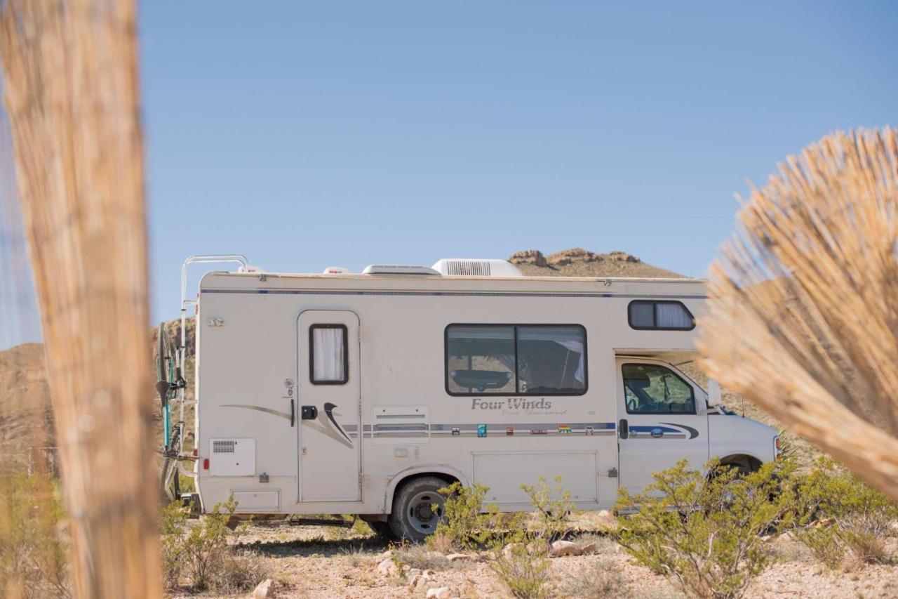 Camping At Desert Gardens Oasis In Lobo, Tx Van Horn Exterior photo